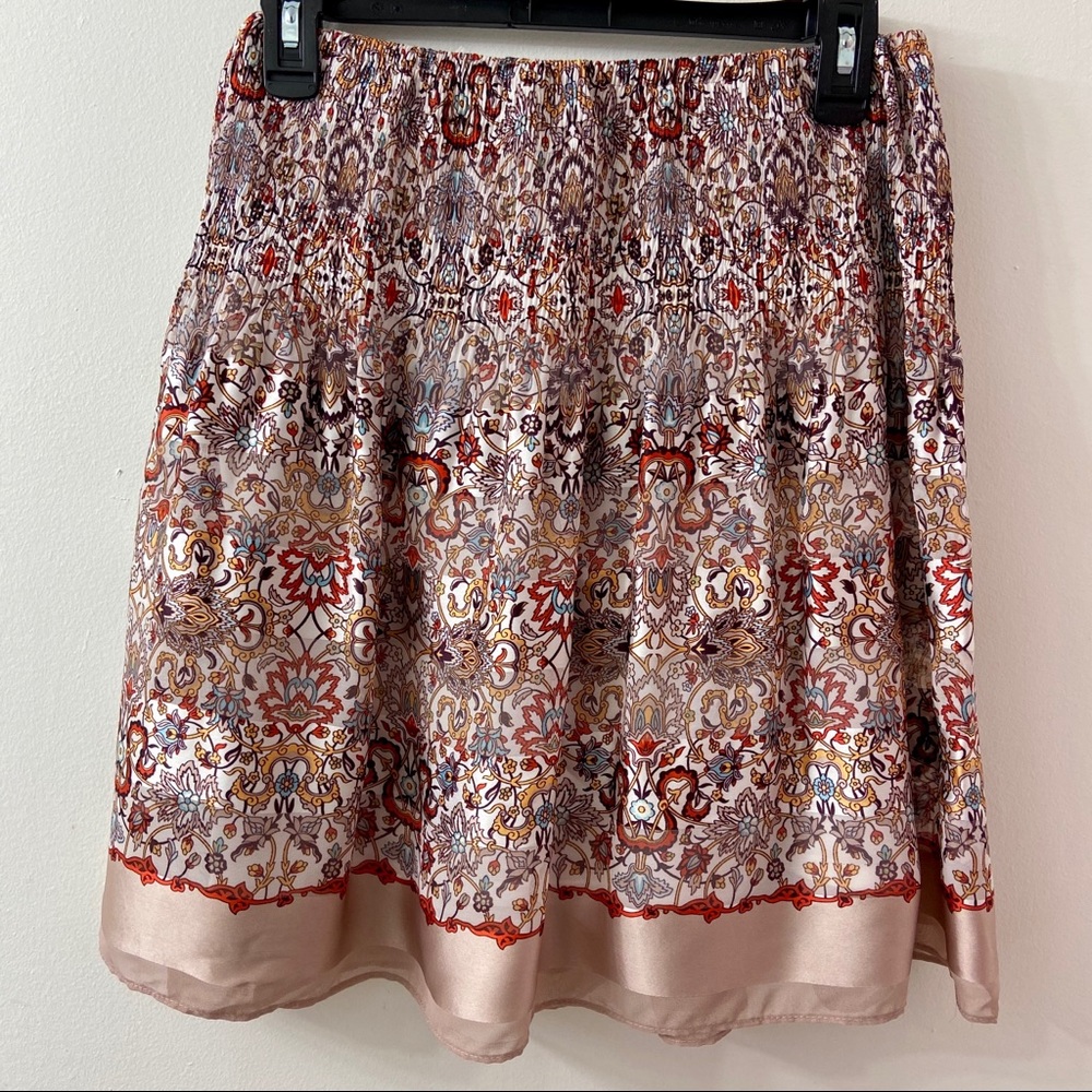 Max Studio woven mini skirt. - Picture 2 of 4